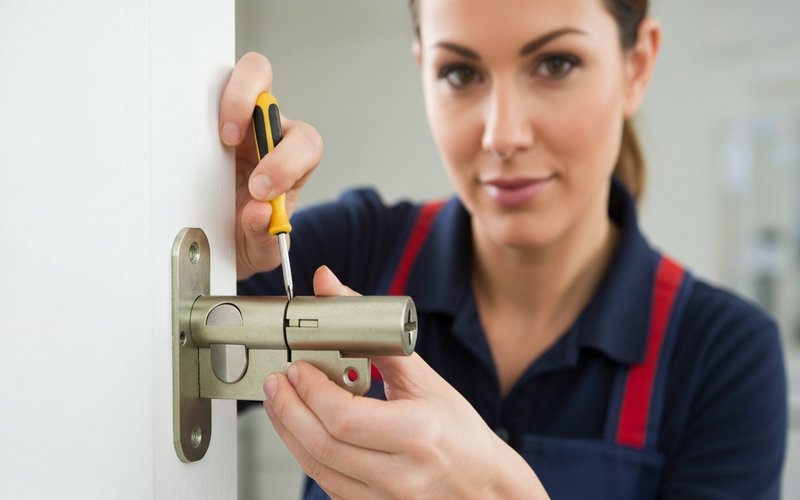 Service image