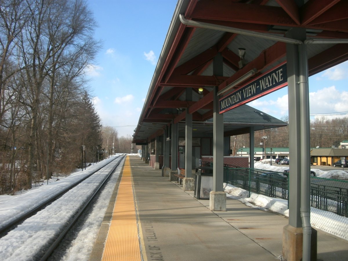 Wayne, NJ - Mountain View station (NJ Transit) - Wikipedia
